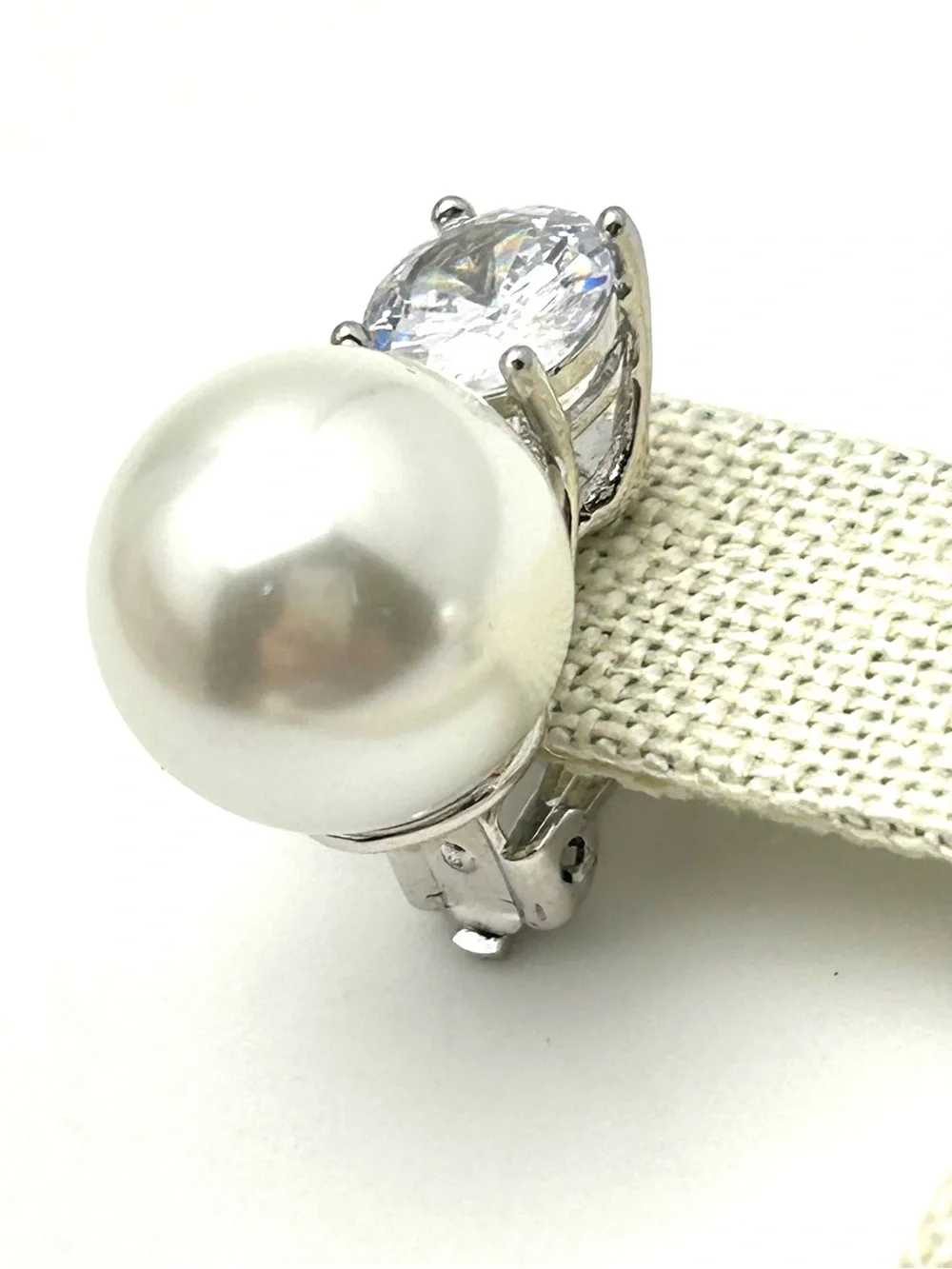 Kenneth Jay Lane Pearl and Crystal Earrings - Picture 4 of 6